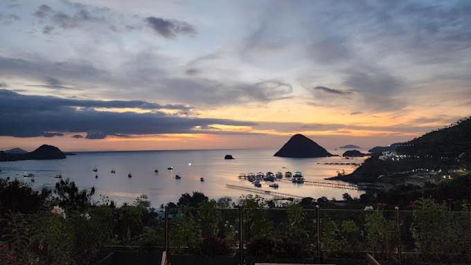 Sunset Hill Hotel Labuan Bajo Eksteriør billede