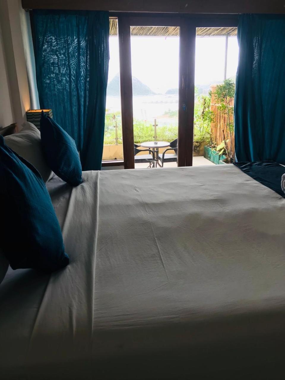 Sunset Hill Hotel Labuan Bajo Eksteriør billede