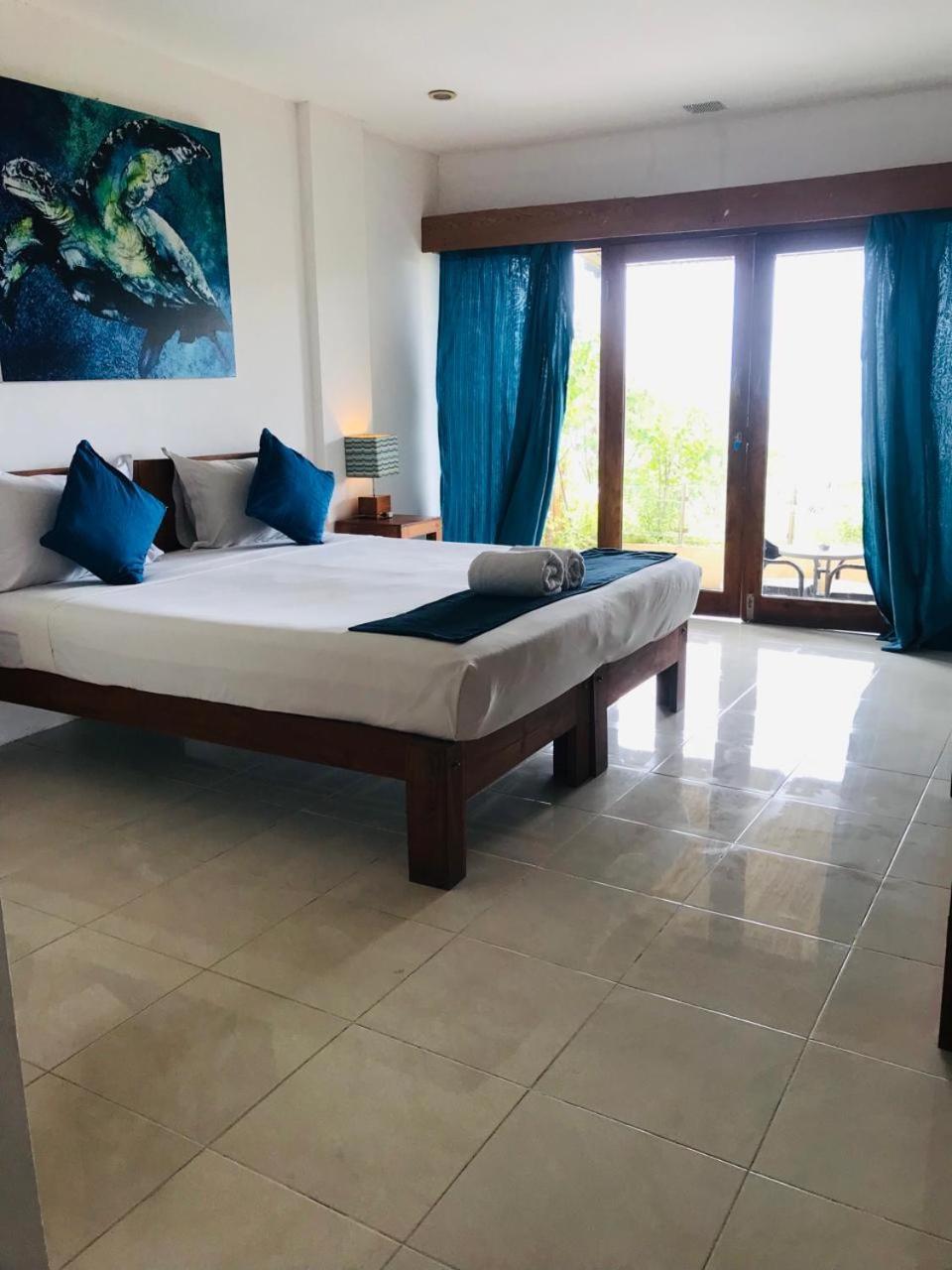 Sunset Hill Hotel Labuan Bajo Eksteriør billede