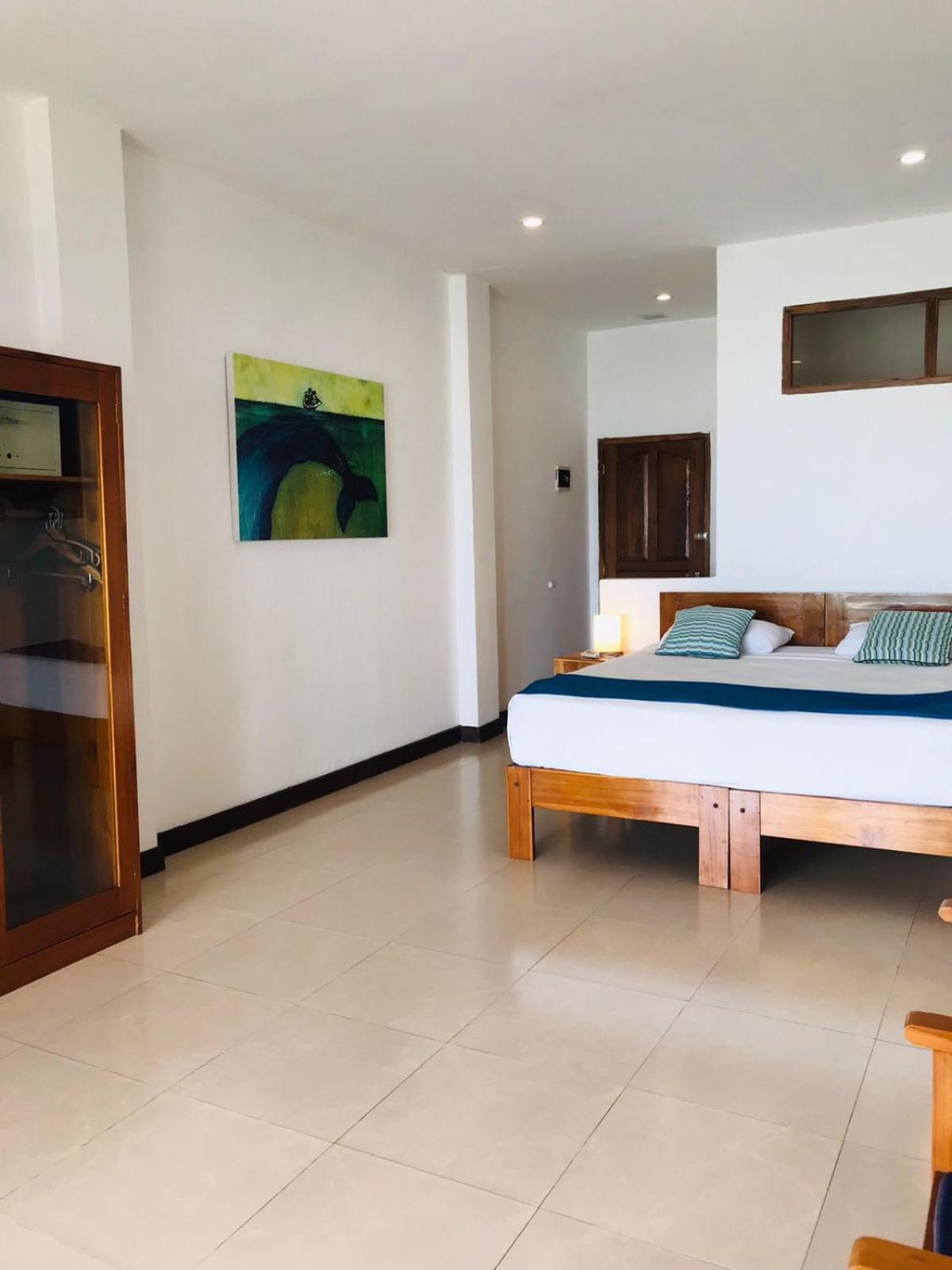 Sunset Hill Hotel Labuan Bajo Eksteriør billede