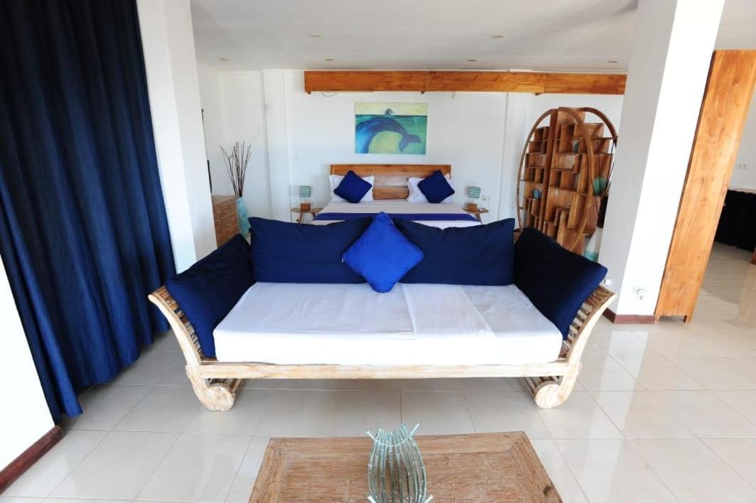 Sunset Hill Hotel Labuan Bajo Eksteriør billede